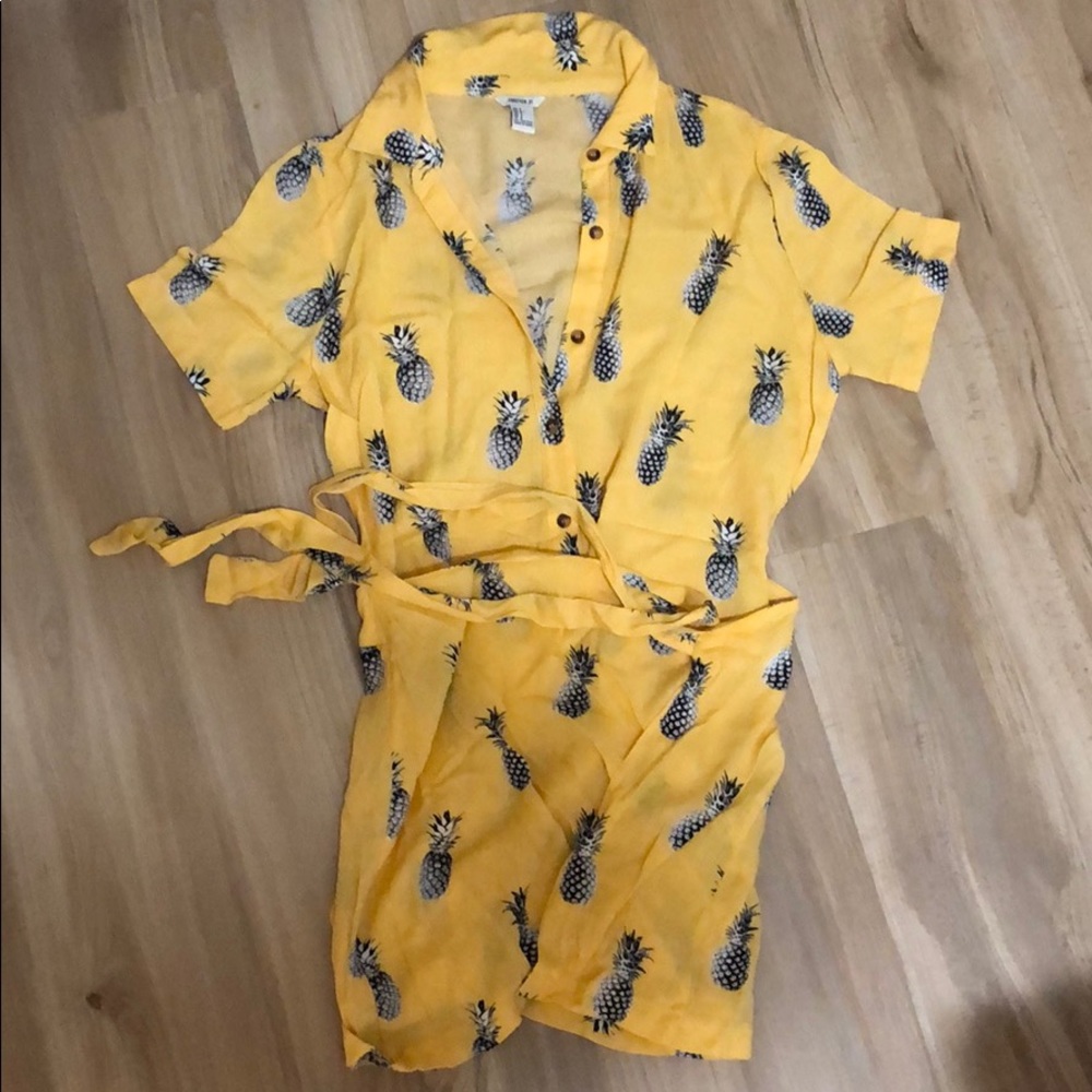 Fun pineapple print retro wrap shirt dress